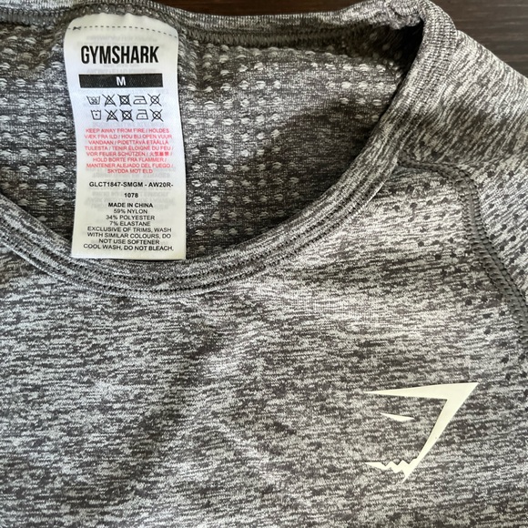 GymShark: Vital Seamless Long Sleeve Crop Top, Smokey Grey Marl, Size M - Picture 4 of 6
